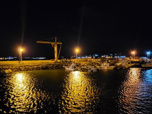 250. 산분령방파제