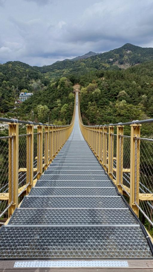 수승대출렁다리