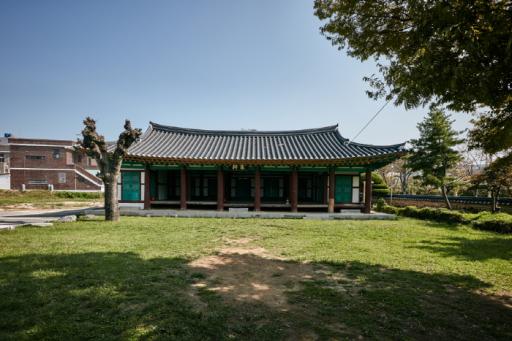 진해현관아및객사유지