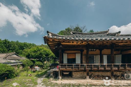 만죽재고택