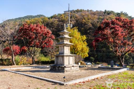 단양향산리삼층석탑