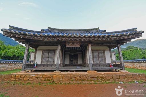 괴산수월정