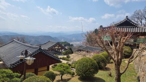 부석사무량수전앞석등