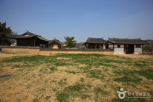 의성만취당