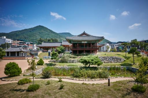 찬경루