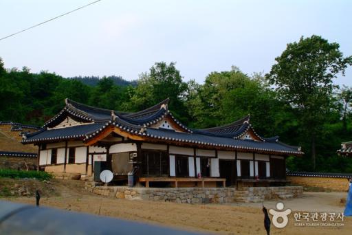 평산신씨판사공파종택