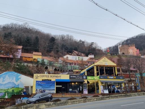 7. 쁘띠프랑스