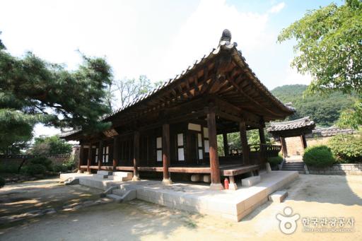 남평문씨본리세거지