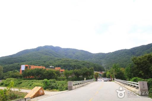 박달산