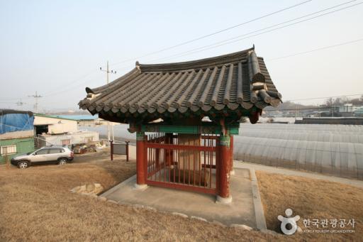 나만갑선생신도비