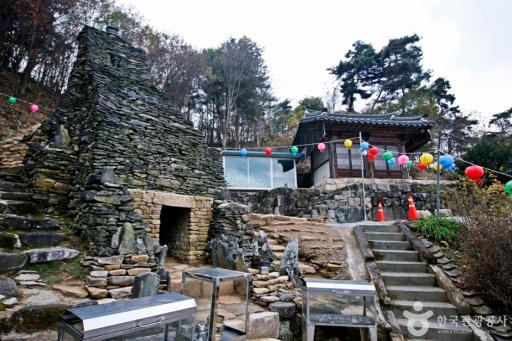 충주부흥사방단적석유구