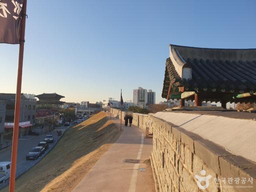 장안문