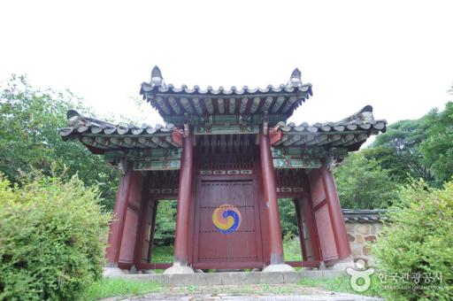 충경사